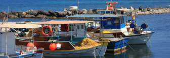 Haventje van Monolithos op Santorini